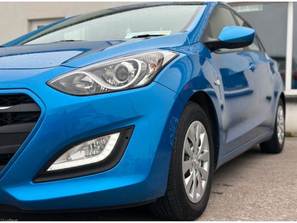 Hyundai i30 BLUE 110PS 5DR SDRIVE 381193678