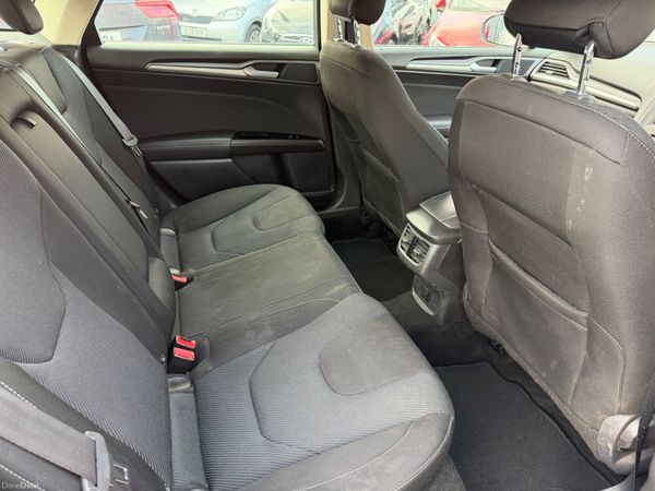 Ford Mondeo 2.0 Diesel Titanium NCT 381101572