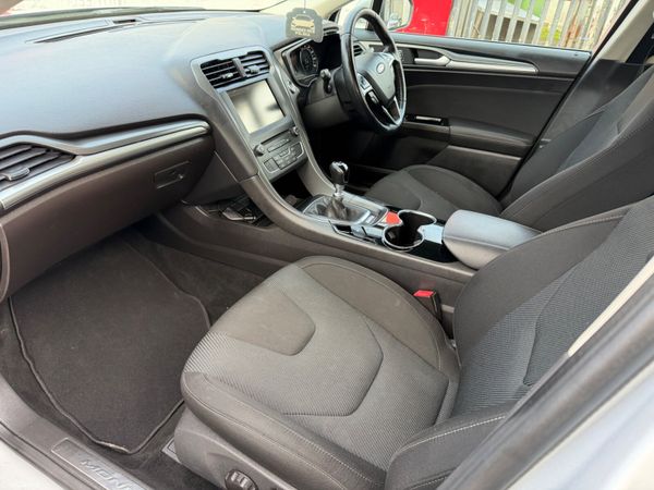 Ford Mondeo 2.0 Diesel Titanium NCT 381101574