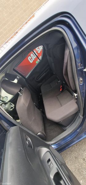 Toyota Aqua High spec Push start 381109272