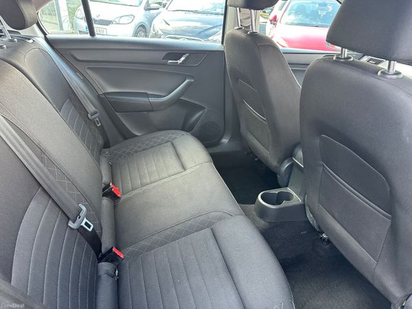 Skoda Rapid 1.4 Diesel NCT TAX ALLOY WHEELS 381119636