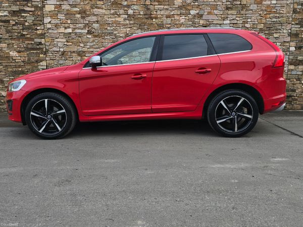 151 Volvo XC60 D4 R-DESIGN LUXURY 381241816