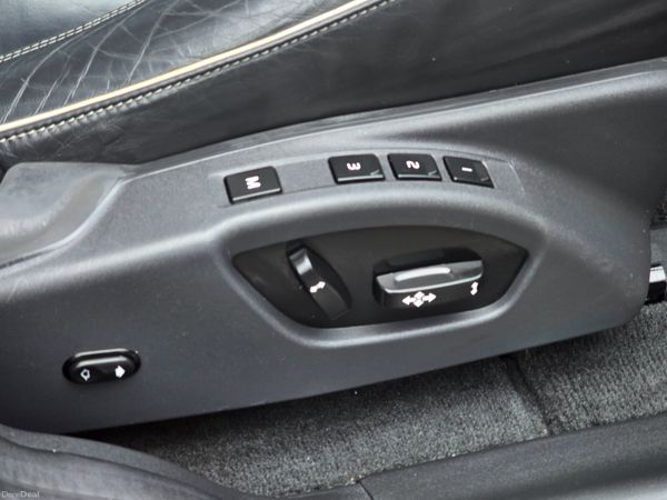 151 Volvo XC60 D4 R-DESIGN LUXURY 381241826