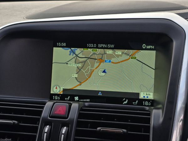 151 Volvo XC60 D4 R-DESIGN LUXURY 381241832