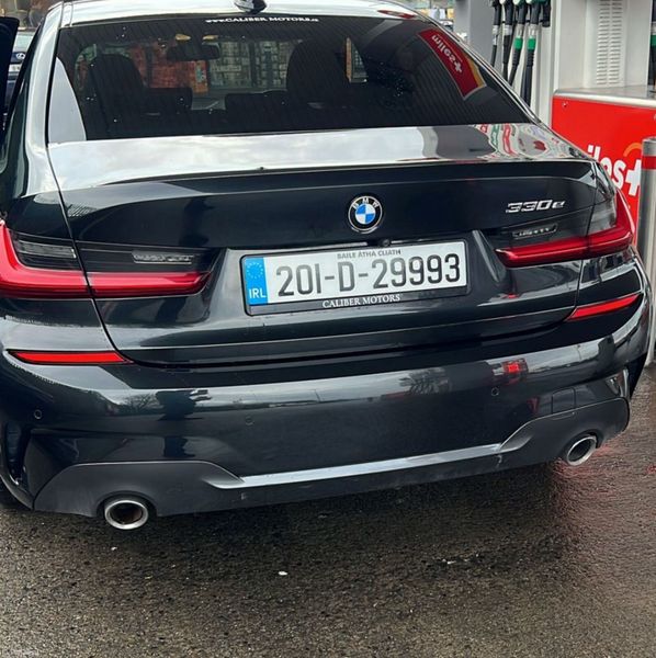 BMW 3-Series 2020 381245518