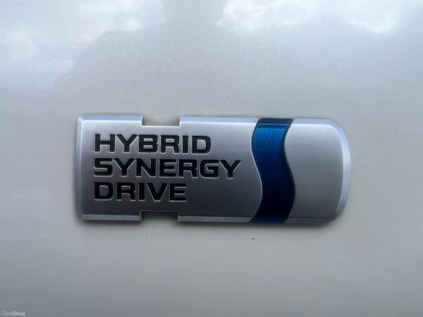 2014 TOYOTA PRIUS 7 SEATER  NCT 27 381248574