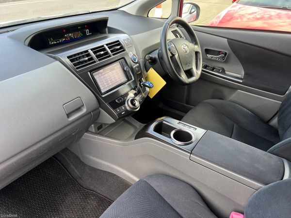 2014 TOYOTA PRIUS 7 SEATER  NCT 27 381248580