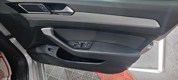 152 VW Passat - 1.4 Petrol Automatic Fresh Import 381252988