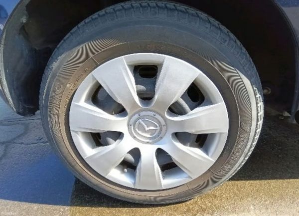 2013 Mazda Demio only 17k kms 381254268