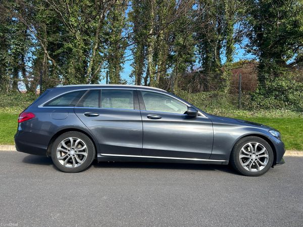 Mercedes-Benz C-Class 2016 AUTOMATIC 381208242