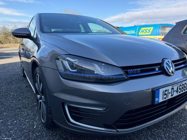 VW GOLF GTE 381210404