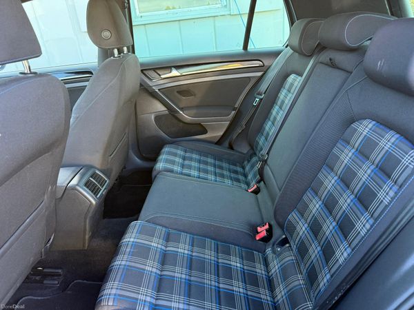 VW GOLF GTE 381210420