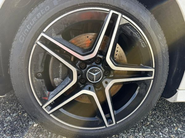 Mercedes-Benz A-Class 2021 381229062