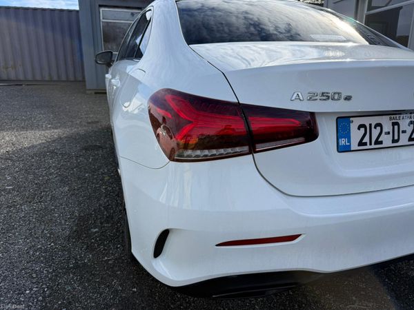 Mercedes-Benz A-Class 2021 381229072