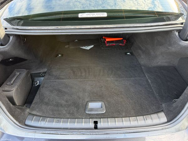 BMW 5-Series 2018 381229388