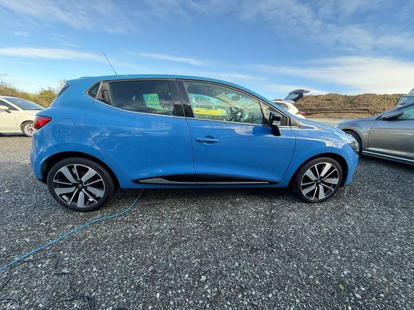 Renault Clio 2016 381230864