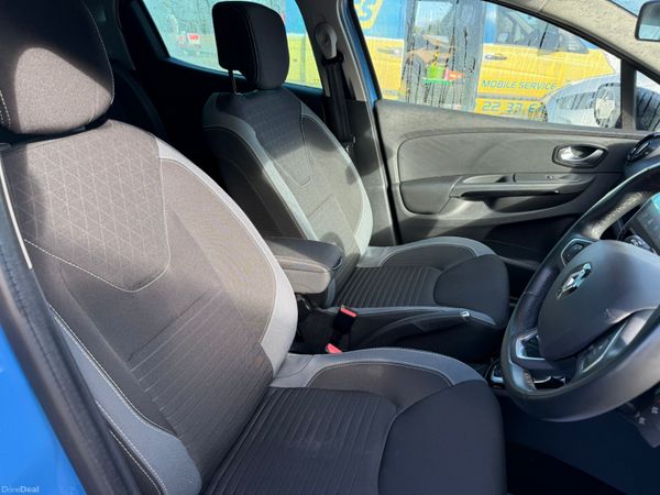 Renault Clio 2016 381230872