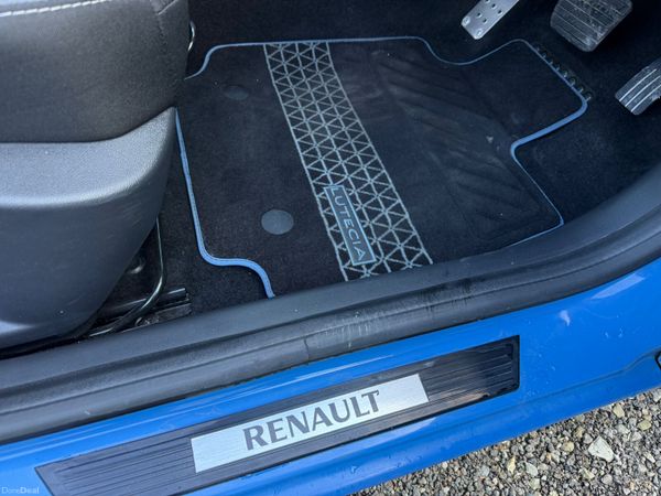 Renault Clio 2016 381230878