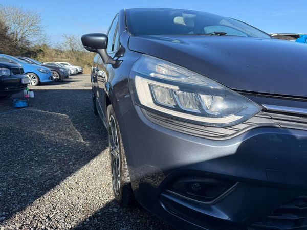 Renault Clio 381231682