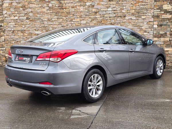 151 Hyundai i40 1.7 CRDI S 381231908