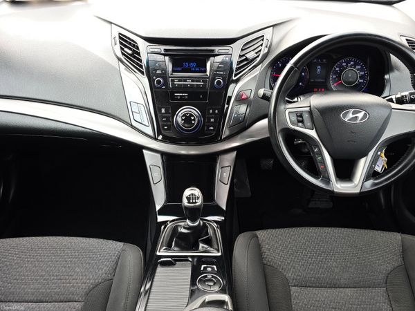 151 Hyundai i40 1.7 CRDI S 381231920