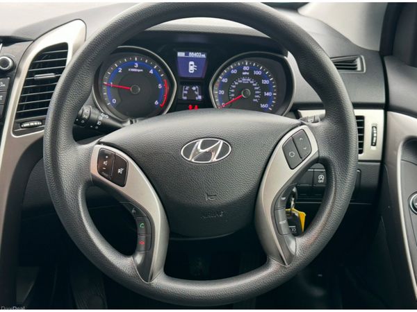 Hyundai i30 BLUE 110PS 5DR SDRIVE 381236400