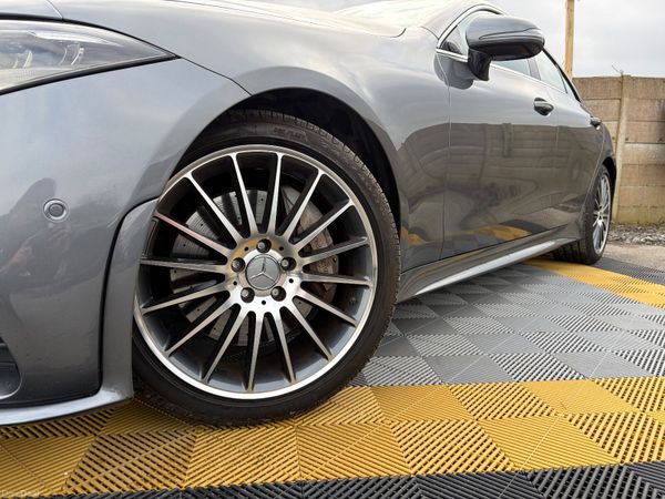 Mercedes-Benz CLS 300D 381348794