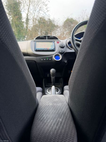 13 Honda Fit Hybrid 381379870