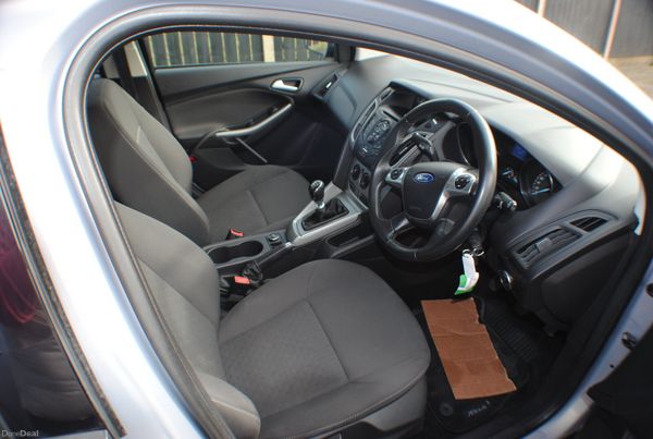 Ford Focus 2014 1.6 TDCI 5DR 381383518