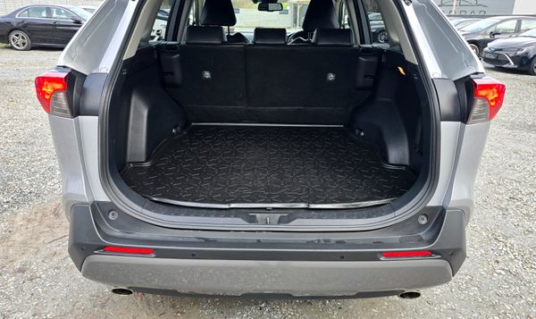 🔥 2019 Toyota RAV4 2.5 Hybrid SOL Automatic 381391566