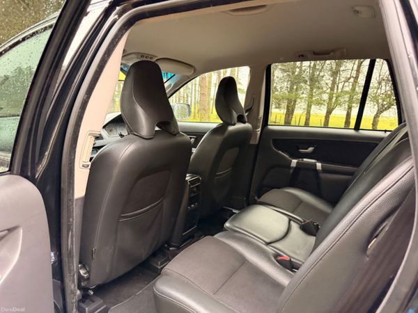 Volvo XC90 2010 D5 AWD 7 Seats 381397344