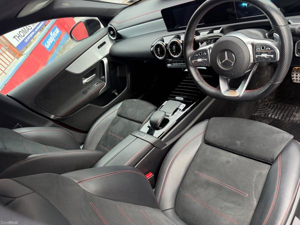 Mercedes-Benz CLA 2019 AMG NIGHT EDITION 381320244