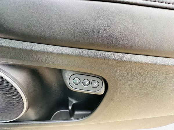 Honda Vezel 2019 1.5 Hybrid Auto 32,298 KM ONLY 381335056