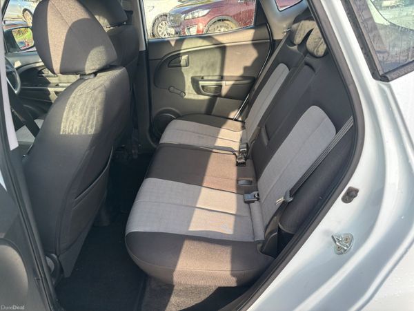 Kia Venga 2016 1.4 Petrol 381490570