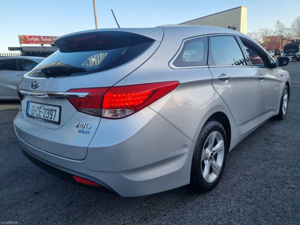 Hyundai i40 2015 381492850