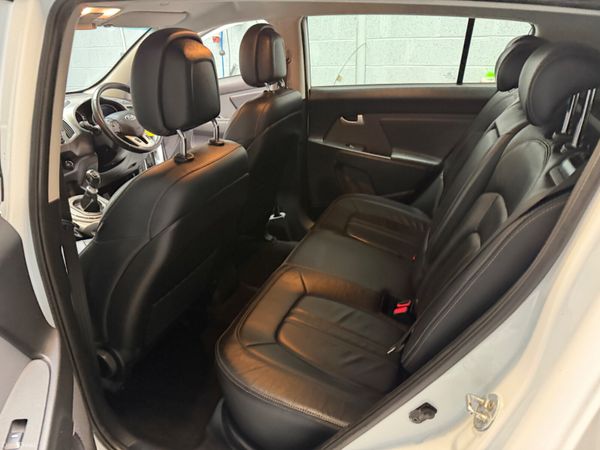 2015 KIA SPORTAGE 381496970