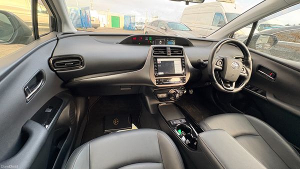 Toyota Prius Hybrid 2022 381409698