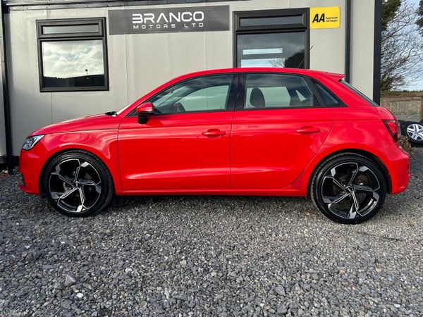Audi A1 2016 1.0 Auto 381416192