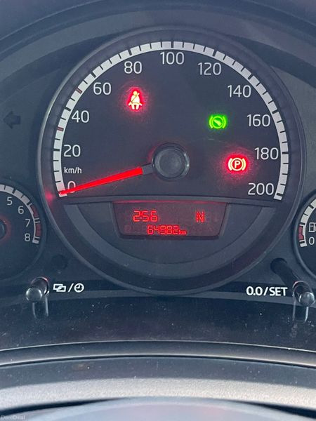 2014 Volkswagen Up Automatic 381418588