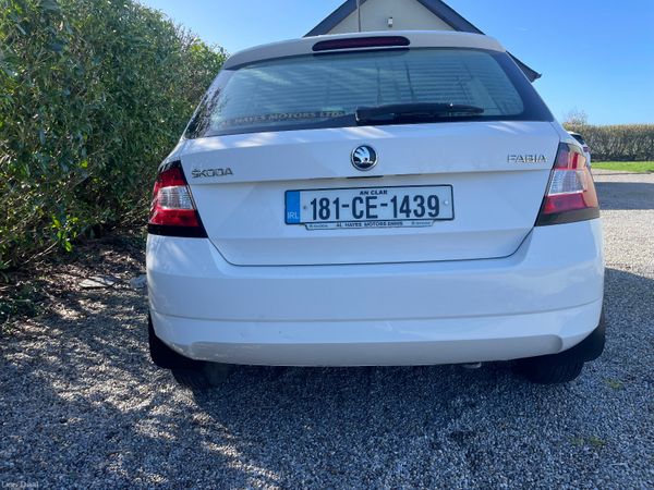 Skoda Fabia 2018 381427312