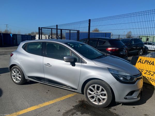 Renault Clio 2018 1.1 litter petrol NCT 01/28 381429768