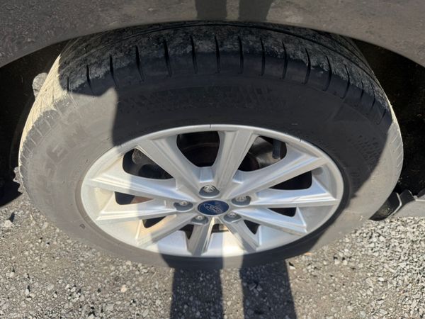 171 Ford Focus 2.0 Diesel Titanium 381546024