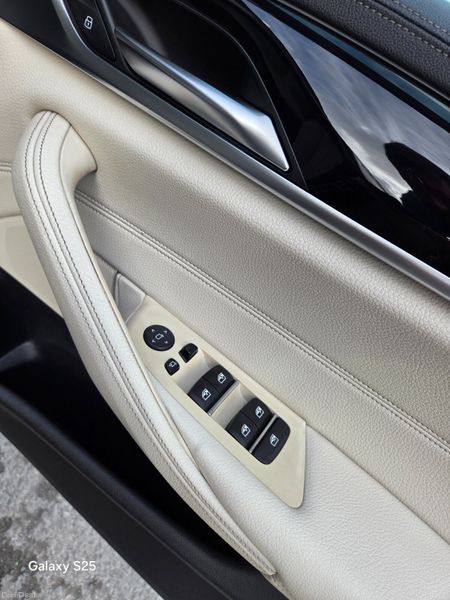 2021 BMW 530e xdrive 381548140