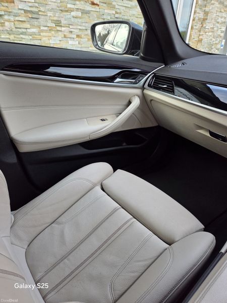 2021 BMW 530e xdrive 381548142