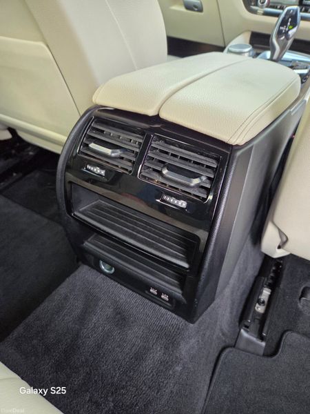 2021 BMW 530e xdrive 381548166