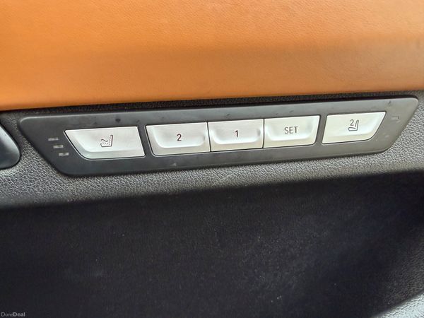 2016 BMW 740E CARBON EDITION- MASSIVE SPEC 381572750