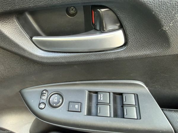 2018 Honda Fit 1.5 Hybrid Automatic,36K KM 381597046