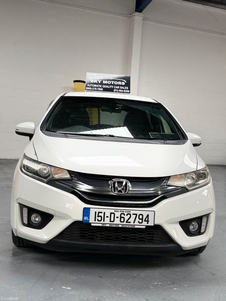 2015 HondaJAZZ/ Fit 1.5 Hybrid Automatic 381598764