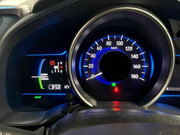 2015 HondaJAZZ/ Fit 1.5 Hybrid Automatic 381598770