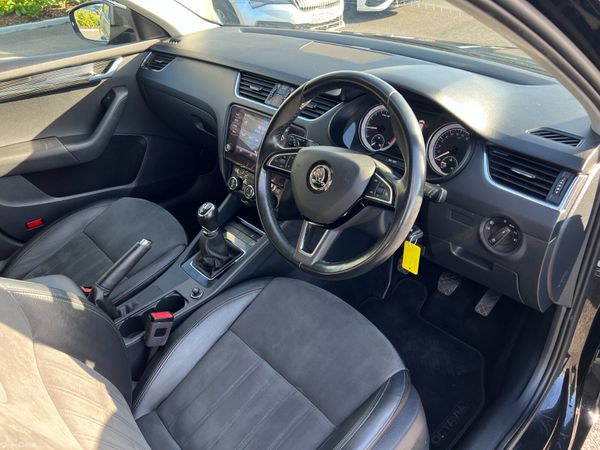 2018 (182) Skoda Octavia SE L 1.6 TDI - Estate 381507574